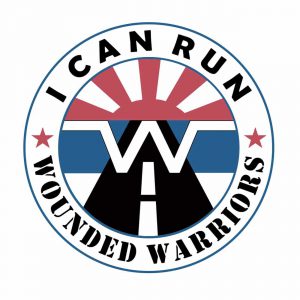 rond logo voor wounded warriors met weg en zon en grote letter w in rood wit blauw en zwart